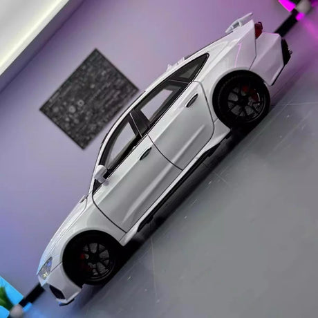 Audi 2024 RS7 branco 1:24 – modelo de exposição em metal fundido