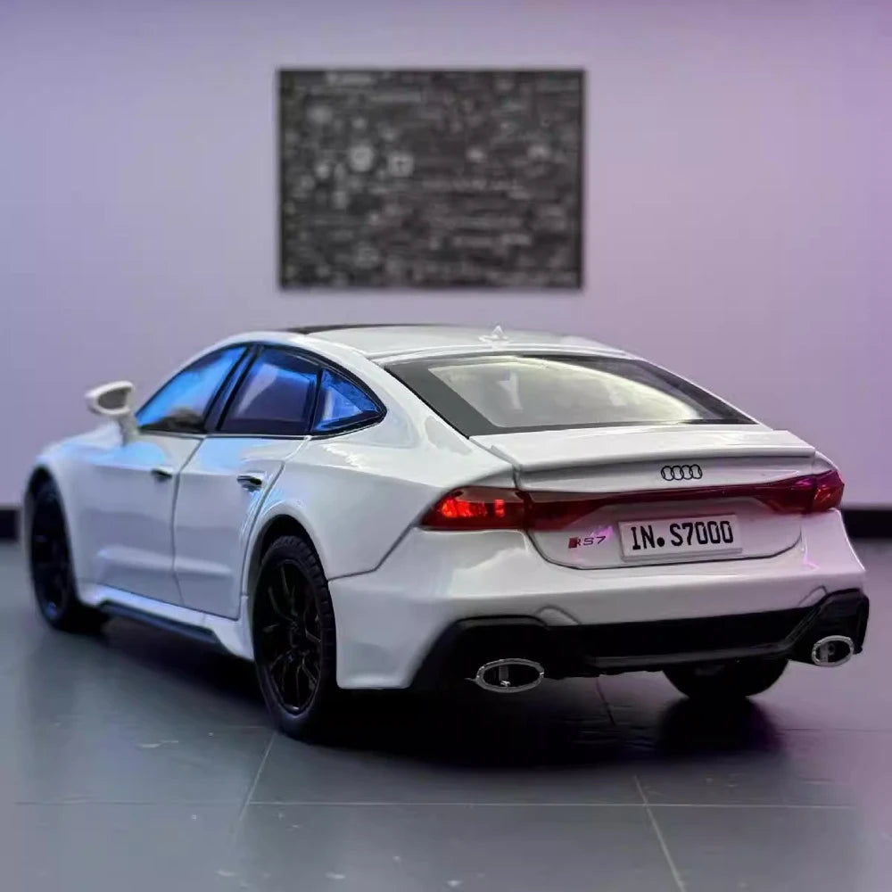 [TOY] 1:24 Audi 2024 RS7 blanc voiture miniature Die-Cast