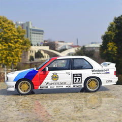 [TOY] 1:24 BMW 1988 E30 M3 #77 DTM modellino di auto Die-Cast