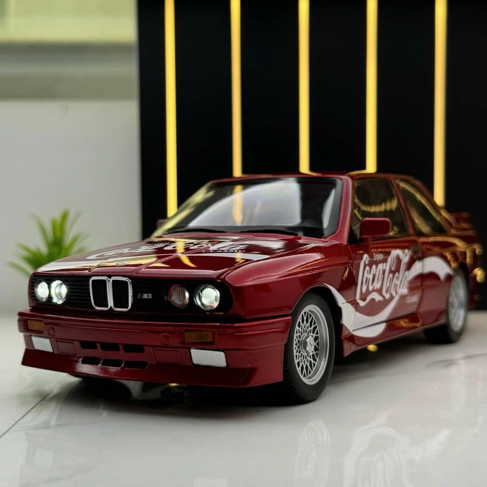 [TOY] 1:24 BMW 1988 E30 M3 Coca-Cola modellino di auto Die-Cast