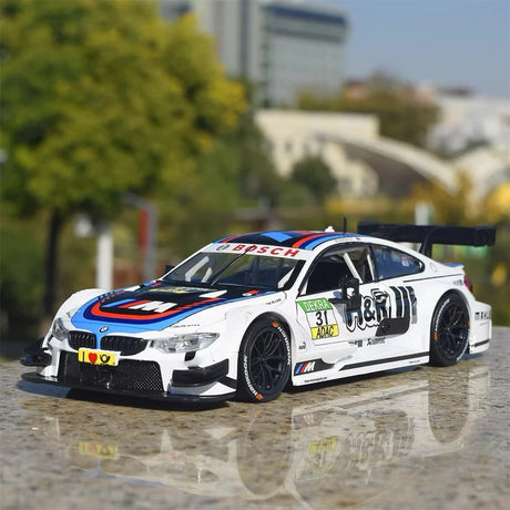 [TOY] 1:24 BMW 2014 F82 M4 DTM #31 modellino di auto Die-Cast
