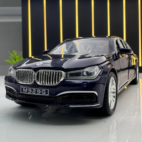 [TOY] 1:24 BMW 2016 G12 760Li Blue Model Car Die-Cast