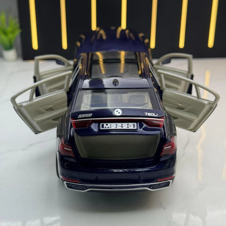 [TOY] 1:24 BMW 2016 G12 760Li Blue Model Car Die-Cast