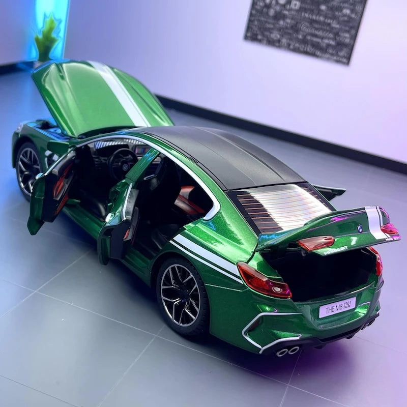 [TOY] 1:24 BMW 2019 F9X MANHART MH8 800 Green Model Car Die-Cast