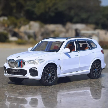 [TOY] 1:24 BMW 2019 G05 X5 M sportiva bianco modellino di auto Die-Cast
