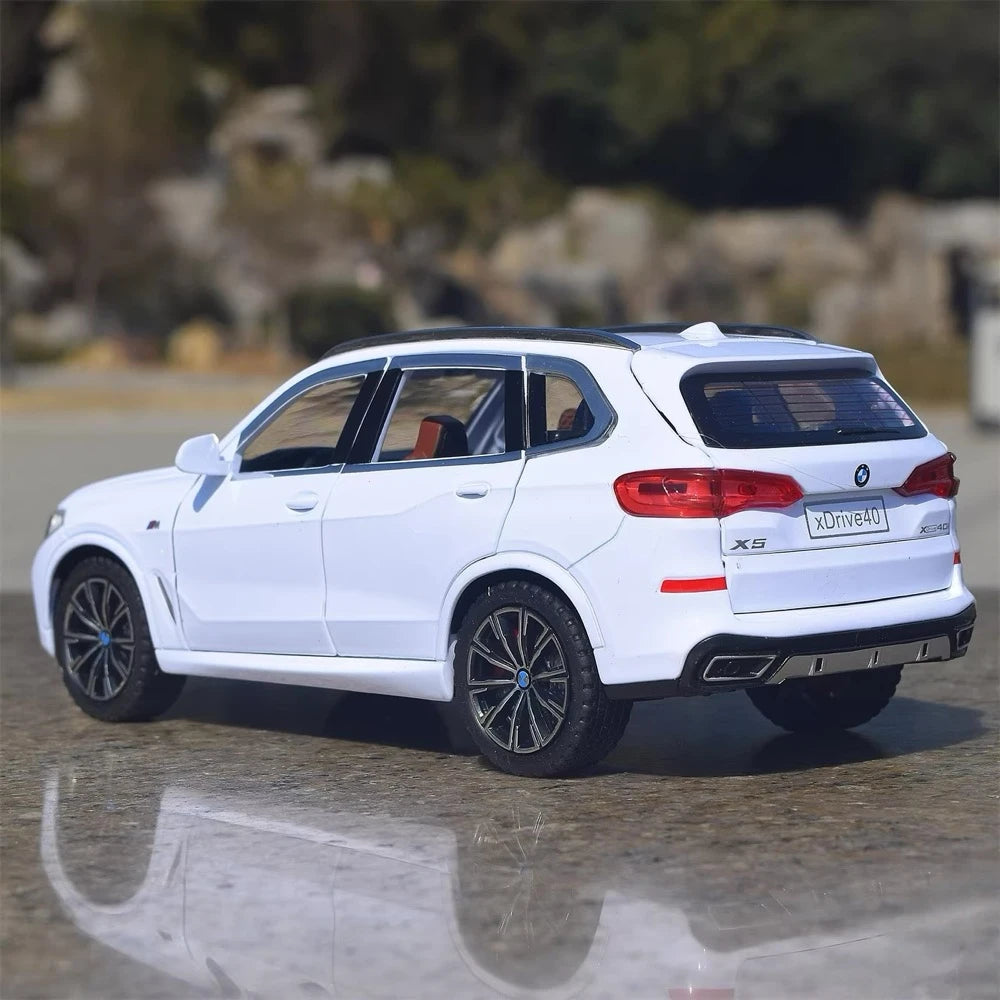 [TOY] 1:24 BMW 2019 G05 X5 M Sport White Model Car Die-Cast