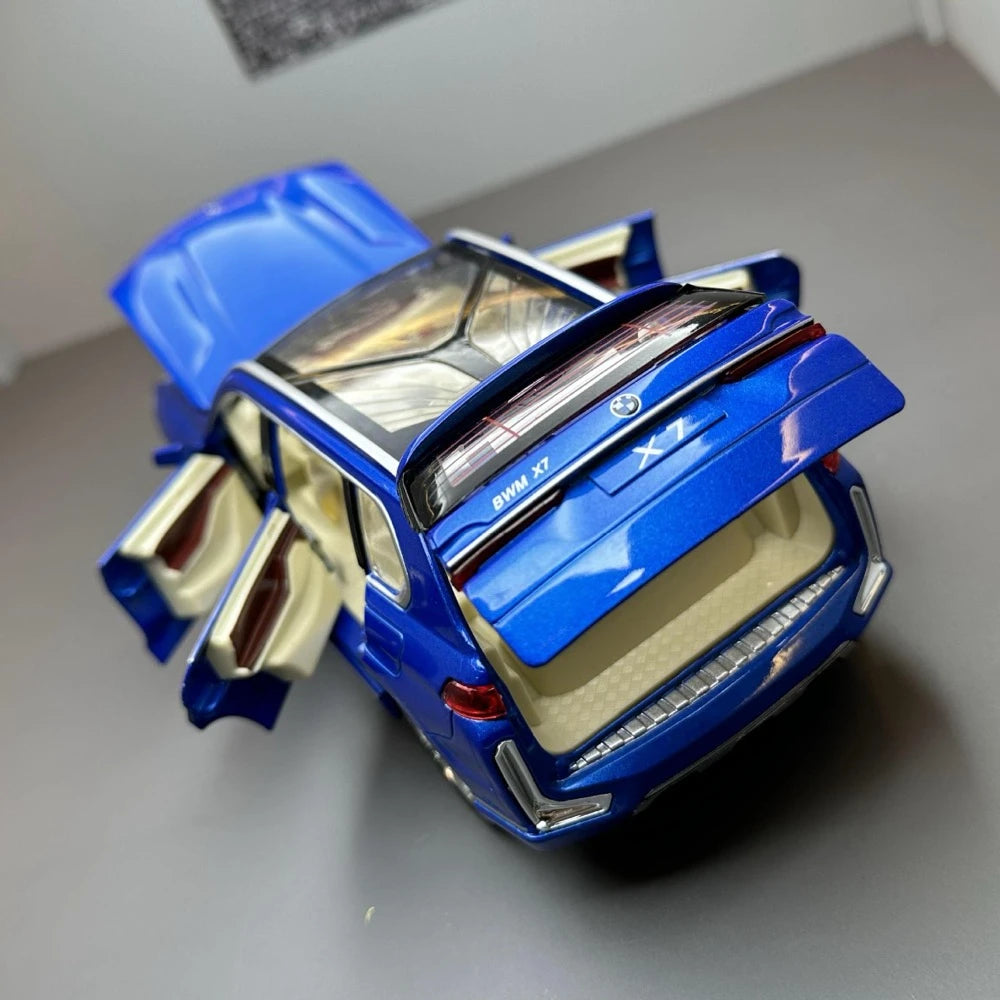 [TOY] 1:24 BMW 2019 G07 X7 xDrive40i blu modellino di auto Die-Cast