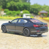 [TOY] 1:24 BMW 2019 G12 760Li ブラック モデルカー Die-Cast
