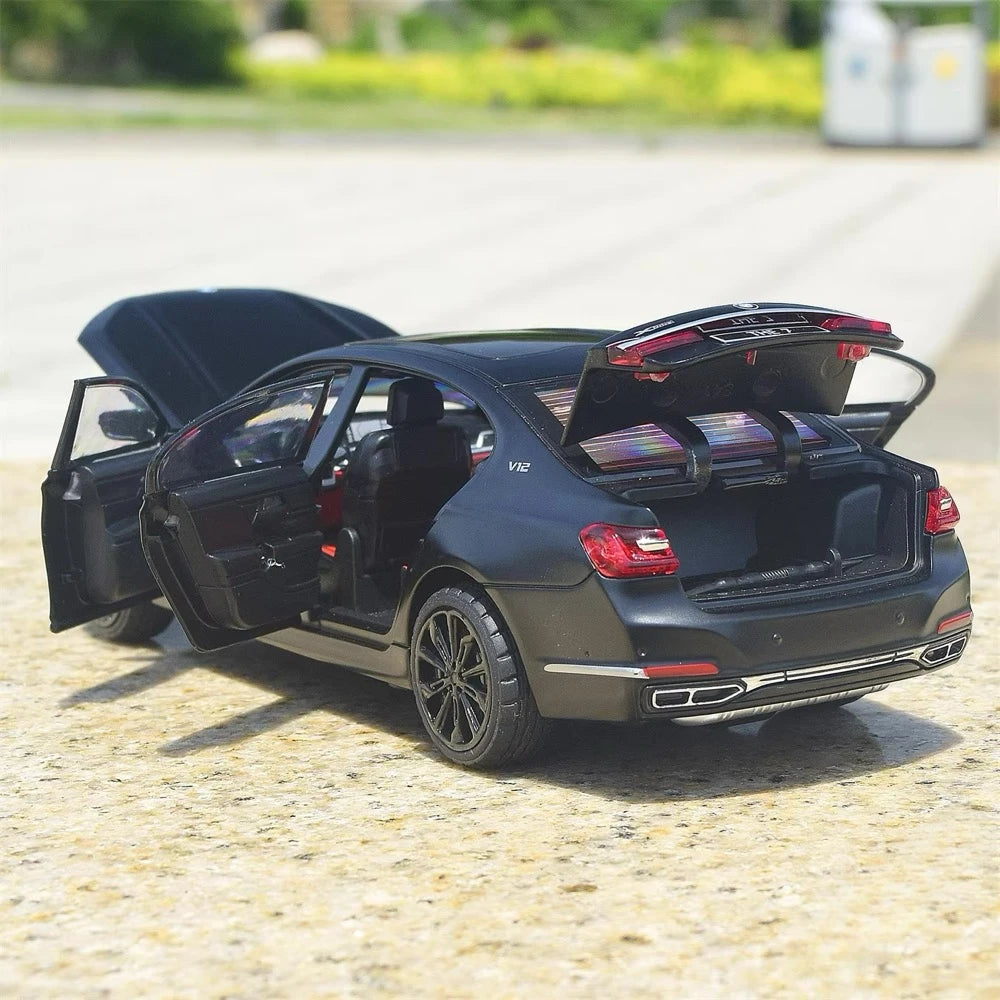 [TOY] 1:24 BMW 2019 G12 760Li nero modellino di auto Die-Cast