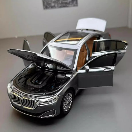 BMW 2019 G12 760Li Gray 1:24 – Model wyświetlacza odlewanego