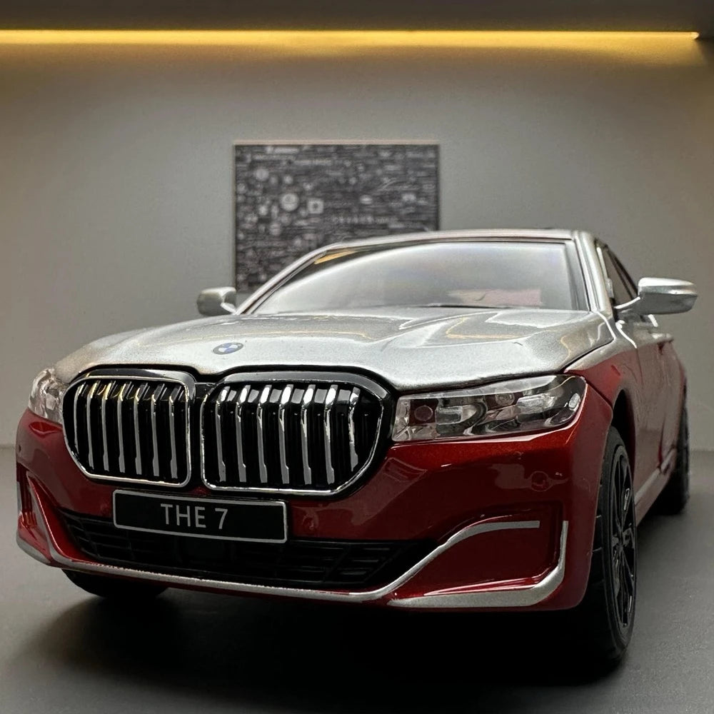 [TOY] 1:24 BMW 2019 G12 760Li Red Model Car Die-Cast