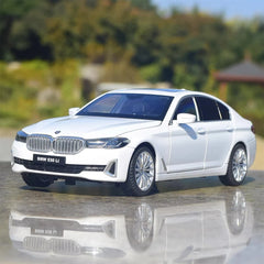 [TOY] 1:24 BMW 2023 G38 530 Li White Model Car Die-Cast
