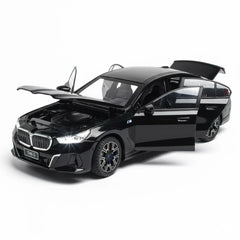 [TOY] 1:24 BMW 2024 G68 530Li M Sport LWB Black Model Car Die-Cast