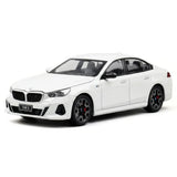[TOY] 1:24 BMW 2024 G68 530Li M Sport LWB White Model Car Die-Cast