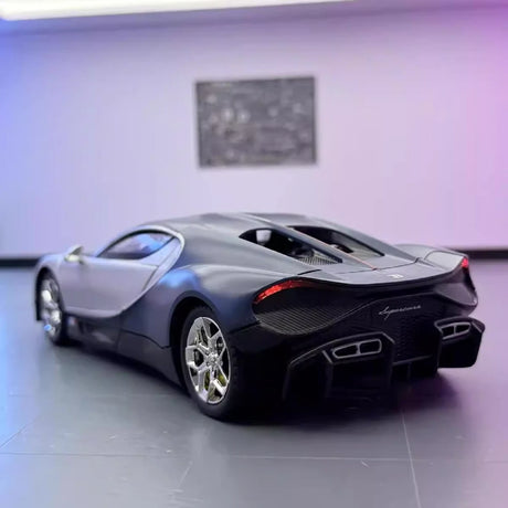 [TOY] 1:24 Bugatti 2024 Tourbillon Silver Model Car Die-Cast