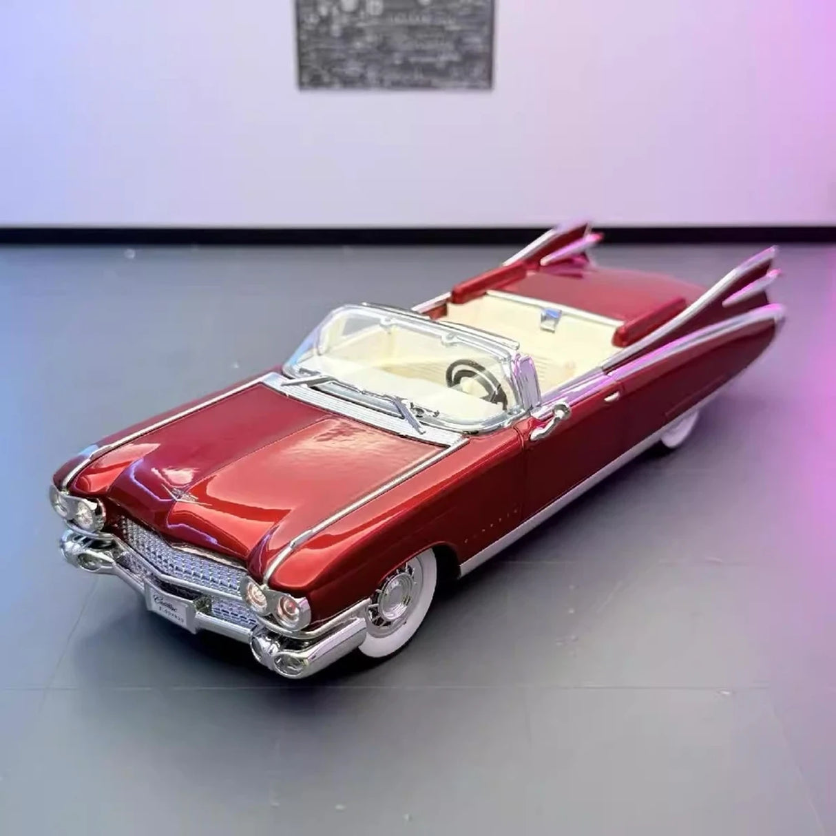 Cadillac 1959 Series 62 Eldorado Biarritz Red 1:24 – Diecast Display Model Die-Cast