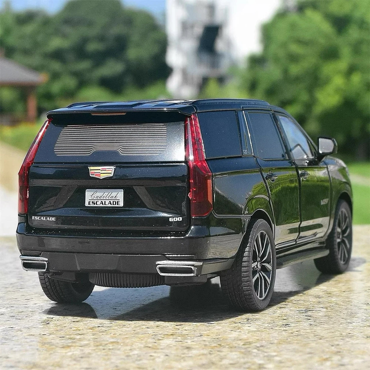 Cadillac 2021 Escalade Black 1:24 – Diecast Display Model Die-Cast