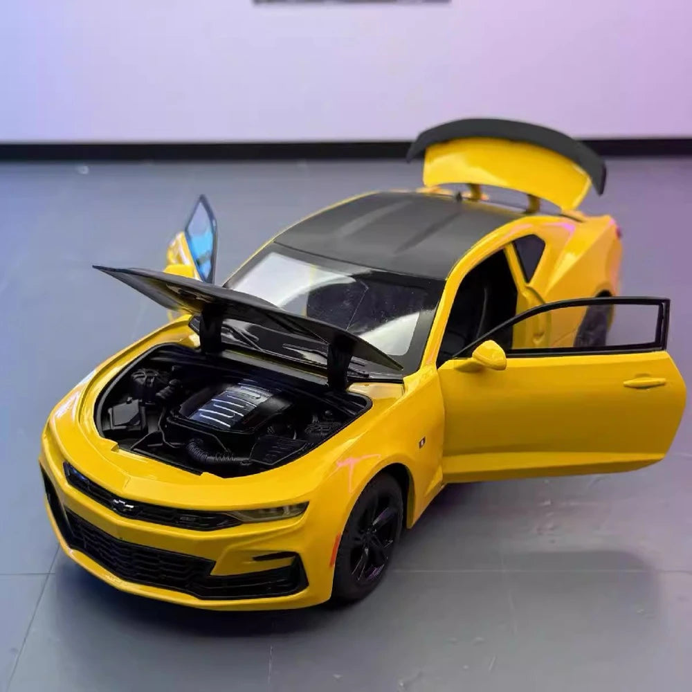 [TOY] 1:24 Chevrolet 2023 Camaro giallo modellino di auto Die-Cast