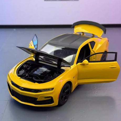 [TOY] 1:24 Chevrolet 2023 Camaro giallo modellino di auto Die-Cast
