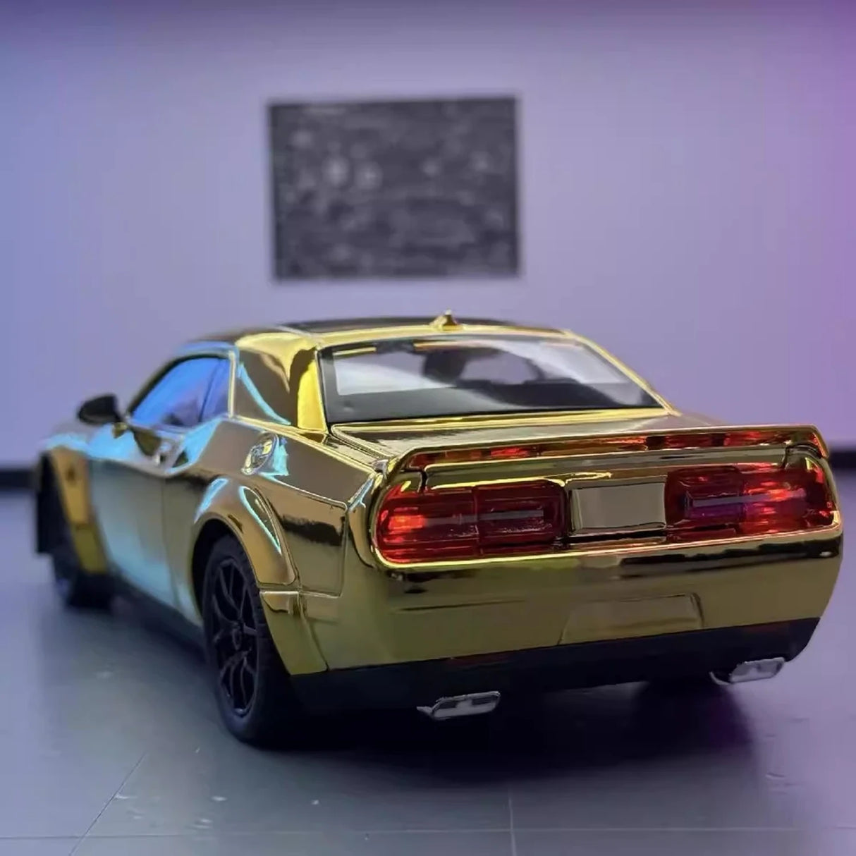 [TOY] 1:24 Dodge 2018 Challenger SRT Hellcat ゴールド モデルカー Die-Cast