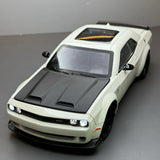 Dodge 2018 Challenger SRT Hellcat White 1:24 – Modello espositivo in pressofuso
