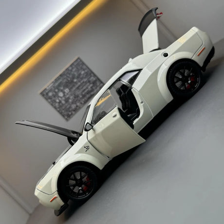 Dodge 2018 Challenger SRT Hellcat أبيض 1:24 – نموذج عرض معدني مصبوب
