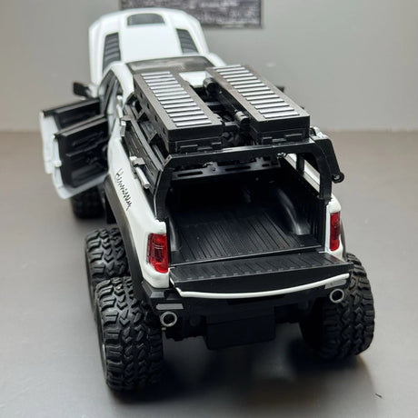 [TOY] 1:24 Dodge RAM 2021 1500 TRX Mammoth 6x6 White Model Car Die-Cast