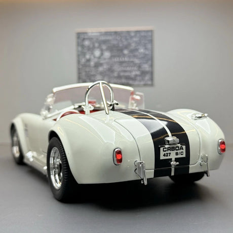 [TOY] 1:24 Ford 1965 Shelby Cobra 427 White Model Car Die-Cast