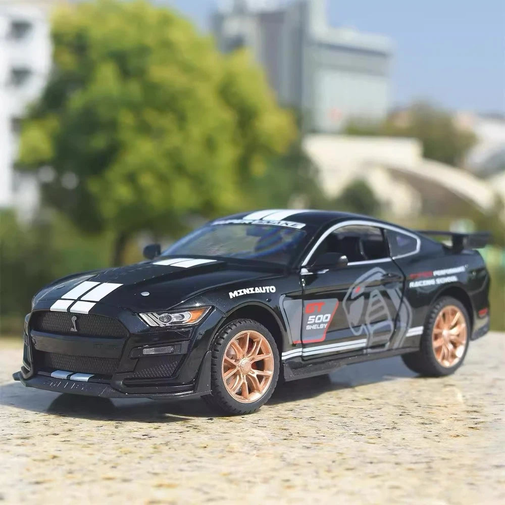 [TOY] 1:24 Ford 2020 Shelby GT500 noir voiture miniature Die-Cast