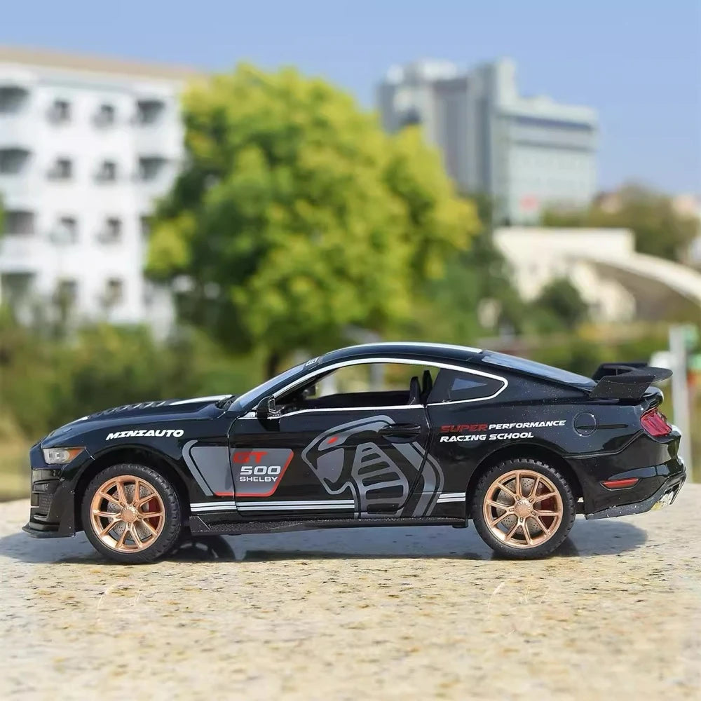 [TOY] 1:24 Ford 2020 Shelby GT500 noir voiture miniature Die-Cast