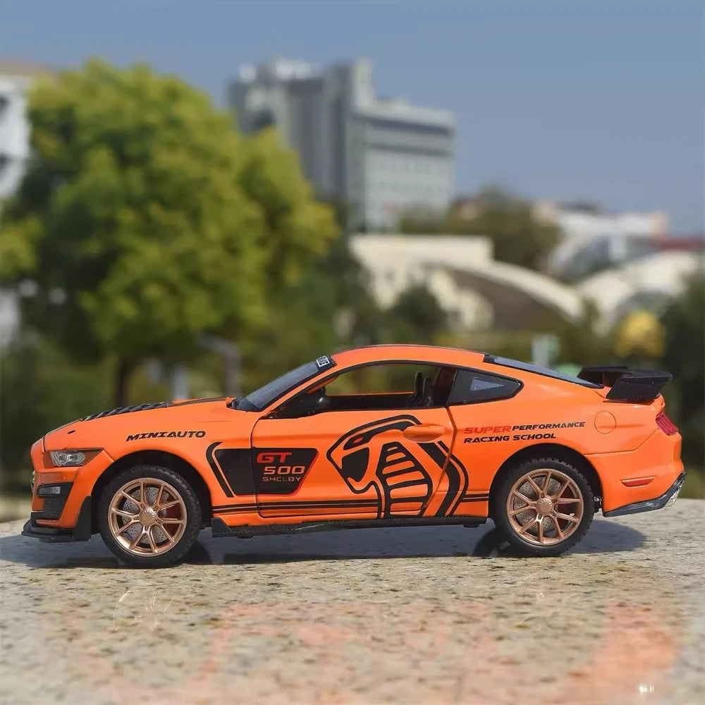 [TOY] 1:24 Ford 2020 Shelby GT500 Orange Model Car Die-Cast
