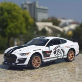 [TOY] 1:24 Ford 2020 Shelby GT500 White Model Car Die-Cast