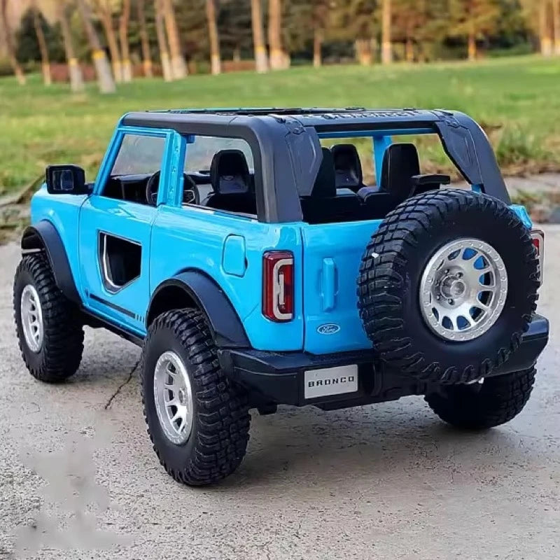 [TOY] 1:24 Ford 2021 Bronco Blue Model Car Die-Cast