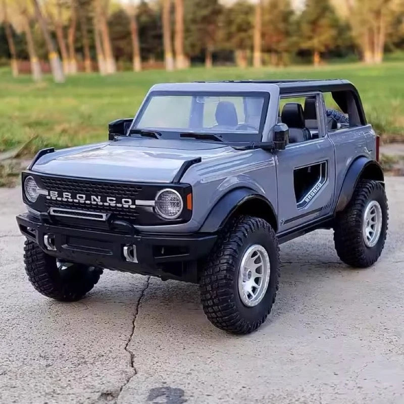 [TOY] 1:24 Ford 2021 Bronco gris voiture miniature Die-Cast
