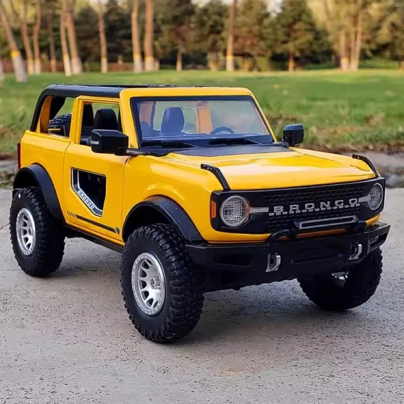 [TOY] 1:24 Ford 2021 Bronco Yellow Model Car Die-Cast