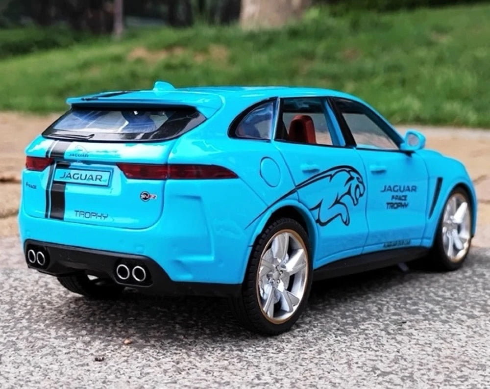 [TOY] 1:24 Jaguar 2016 F-PACE Blue Model Car Die-Cast