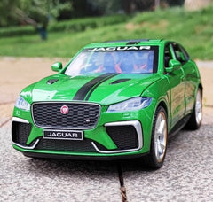 [TOY] 1:24 Jaguar 2016 F-PACE Green Model Car Die-Cast