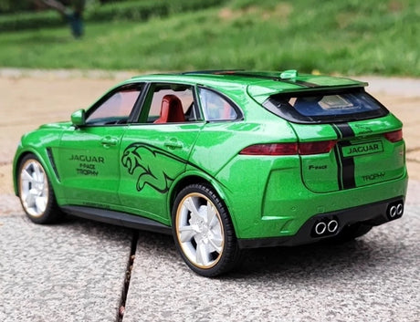 [TOY] 1:24 Jaguar 2016 F-PACE Green Model Car Die-Cast
