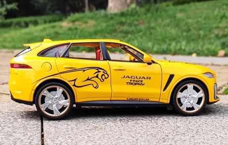 [TOY] 1:24 Jaguar 2016 F-PACE Yellow Model Car Die-Cast