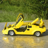 [TOY] 1:24 Lamborghini 1988 Countach LP5000 QV Yellow Model Car Die-Cast