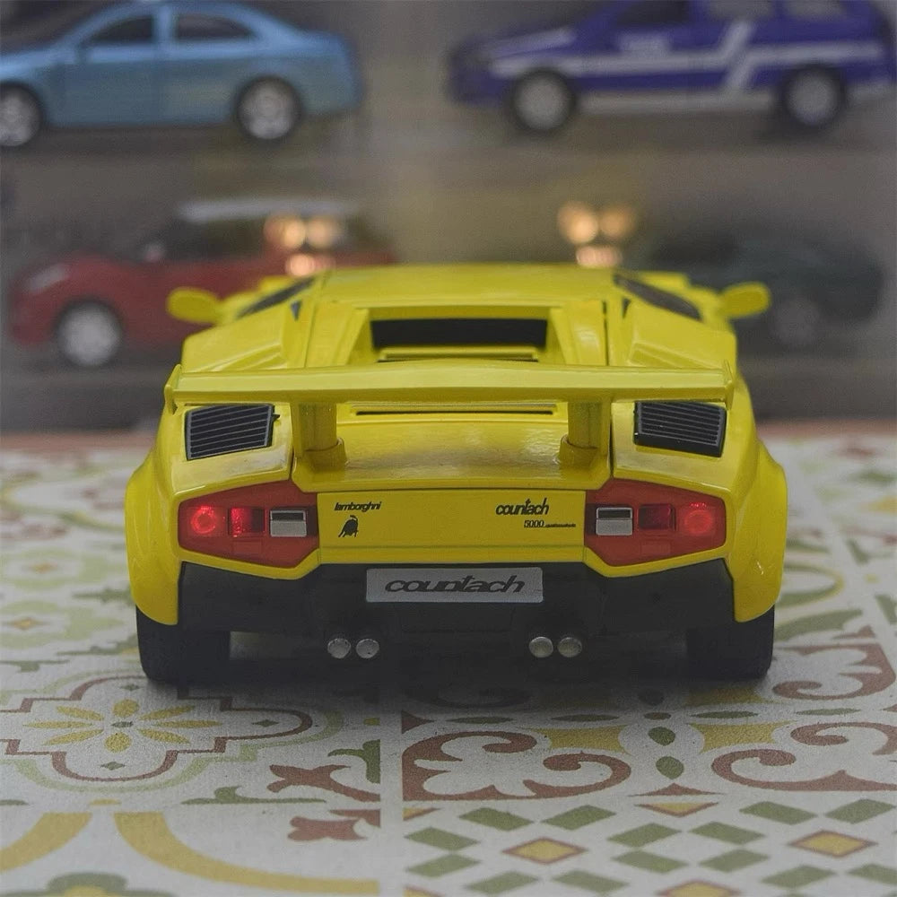 [TOY] 1:24 Lamborghini 1988 Countach LP5000 QV Yellow Model Car Die-Cast