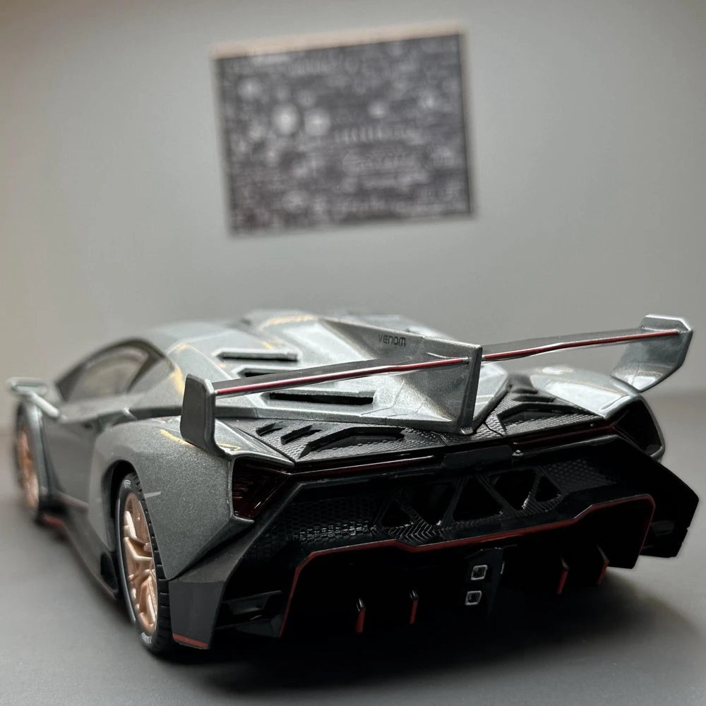 [TOY] 1:24 Lamborghini 2013 Veneno Silver Model Car Die-Cast
