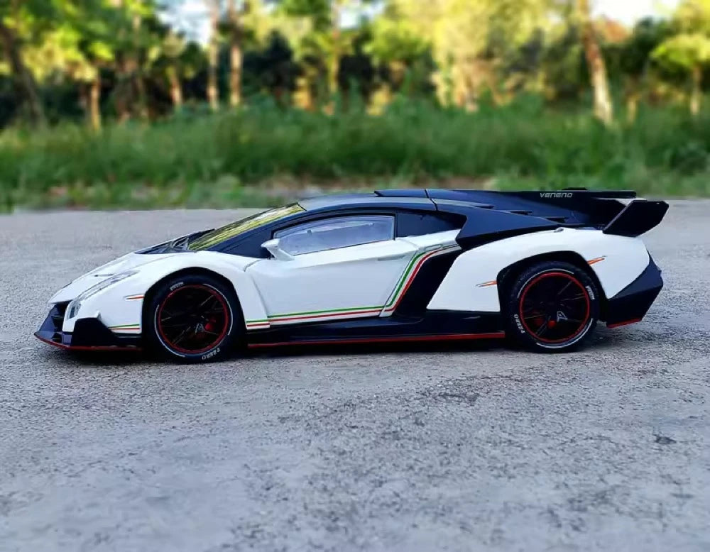 [TOY] 1:24 Lamborghini 2013 Veneno White Model Car Die-Cast