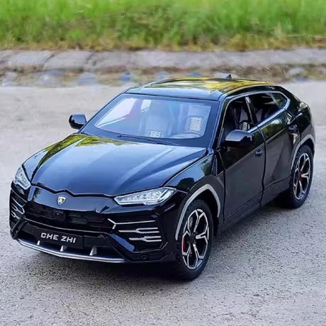 [TOY] 1:24 Lamborghini 2017 Urus musta pienoismalli Die-Cast