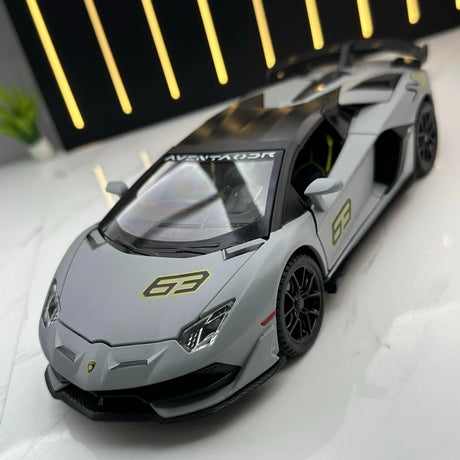 [TOY] 1:24 Lamborghini 2018 Aventador LP770-4 SVJ harmaa pienoismalli Die-Cast