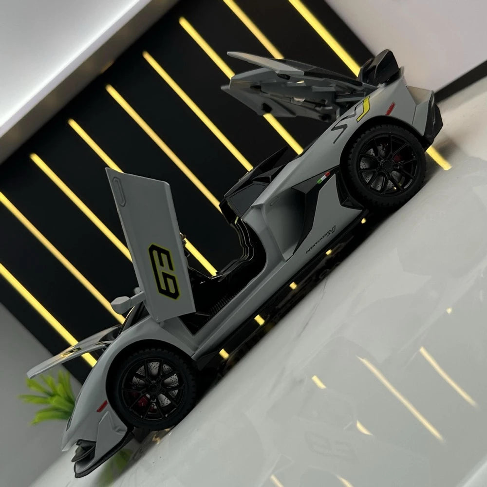 [TOY] 1:24 Lamborghini 2018 Aventador LP770-4 SVJ Gray Model Car Die-Cast