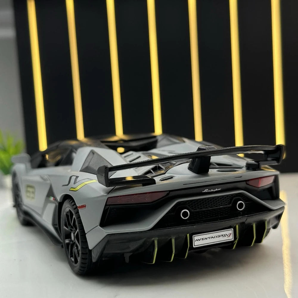 [TOY] 1:24 Lamborghini 2018 Aventador LP770-4 SVJ Gray Model Car Die-Cast
