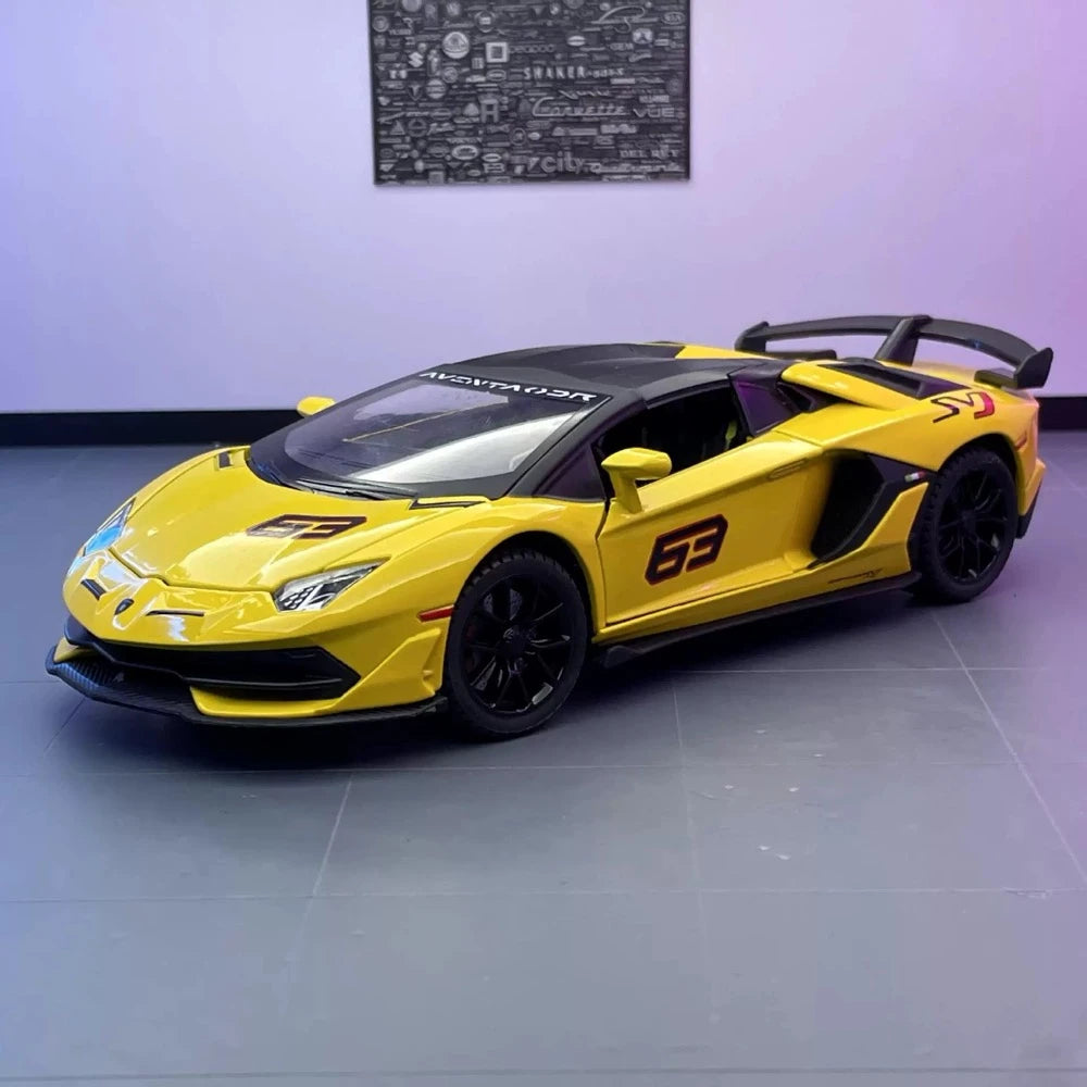 [TOY] 1:24 Lamborghini 2018 Aventador LP770-4 SVJ Yellow Model Car Die-Cast