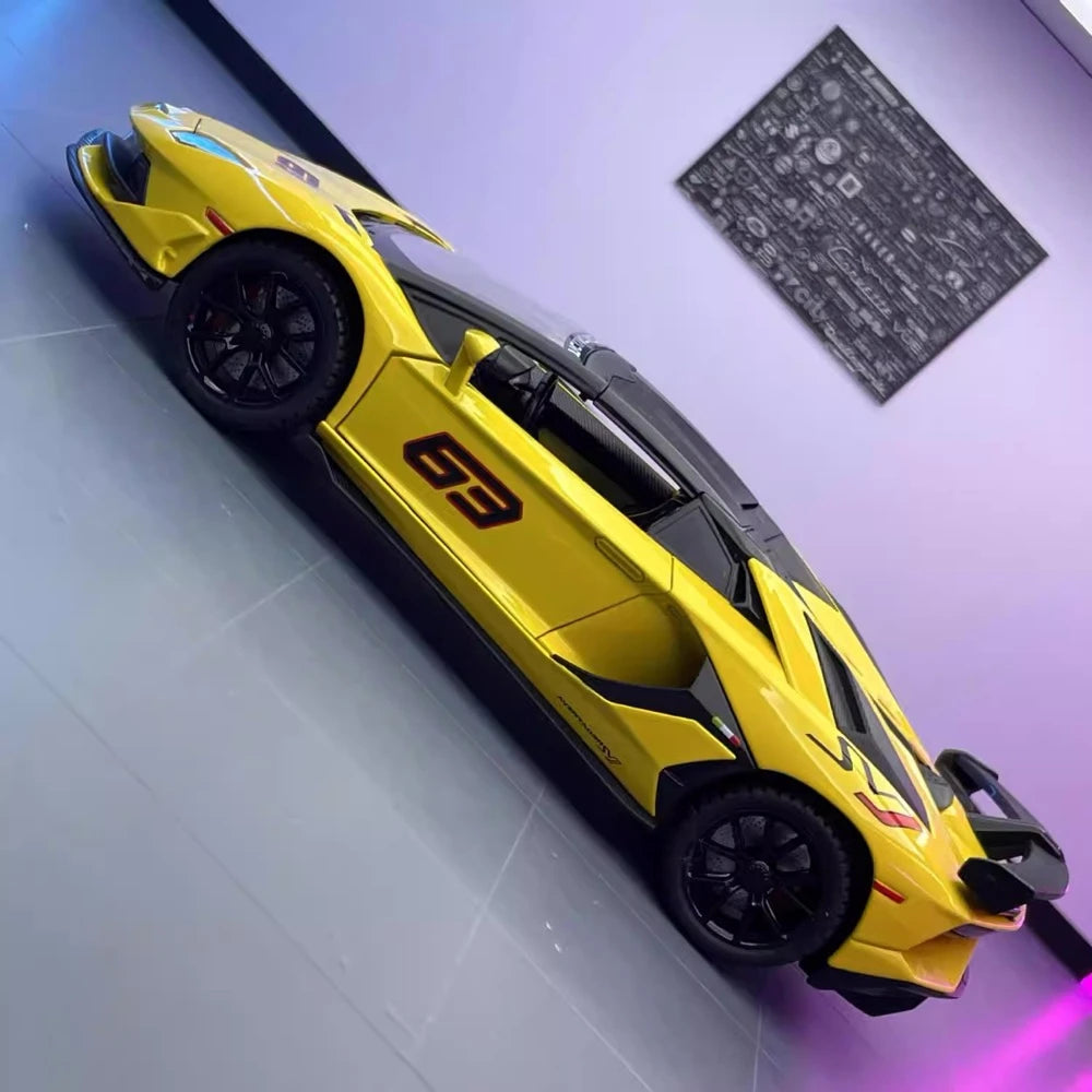 [TOY] 1:24 Lamborghini 2018 Aventador LP770-4 SVJ Yellow pienoismalli Die-Cast