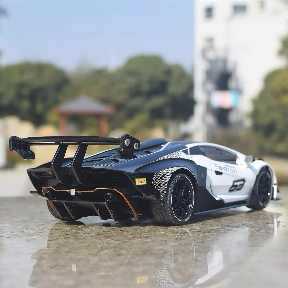[TOY] 1:24 Lamborghini 2020 Essenza SCV12 White Model Car Die-Cast